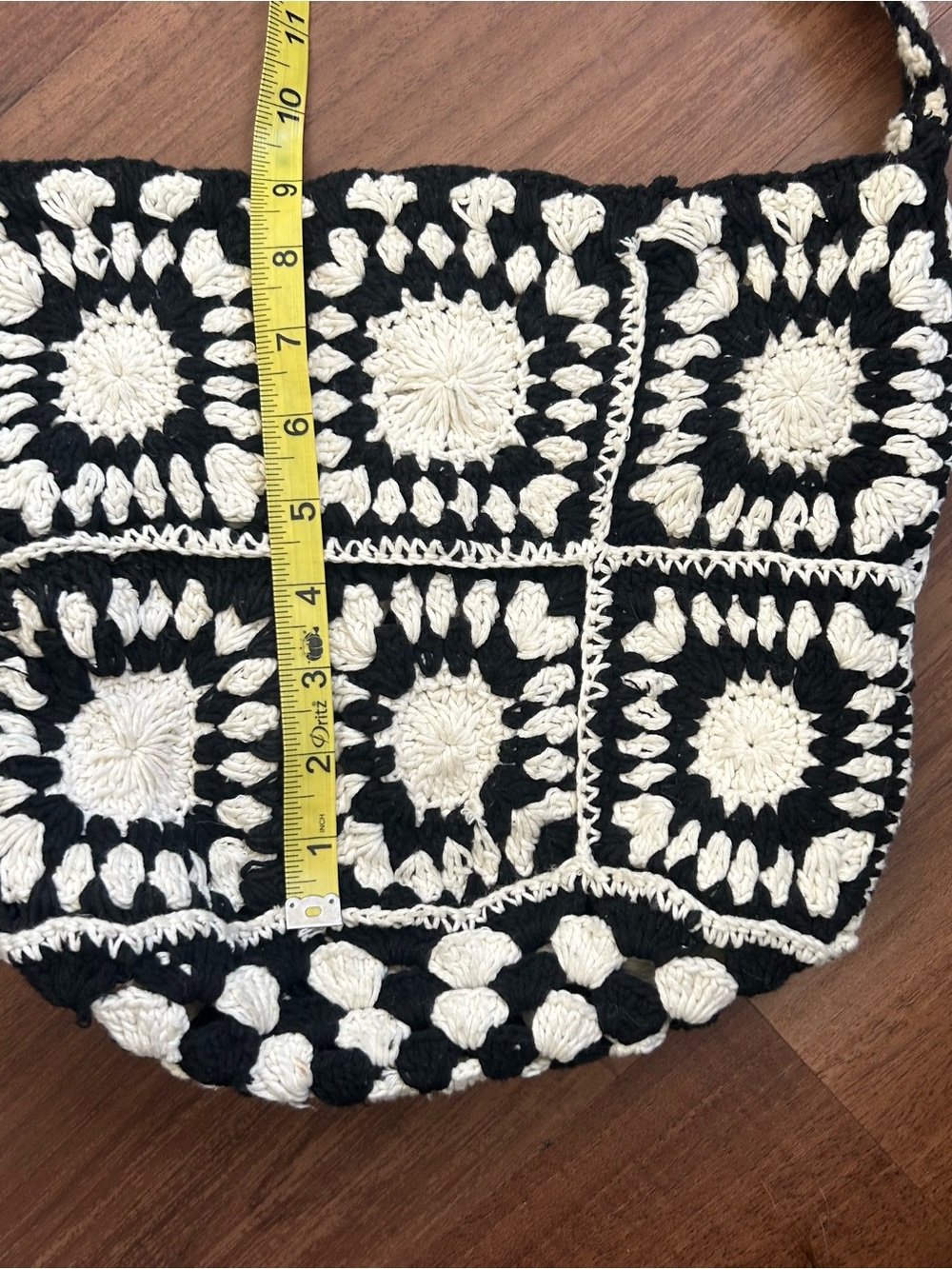 Urban Outfitters Crochet Granny Square Shoulder Bag Boho Black Cream - Picture 15 of 15
